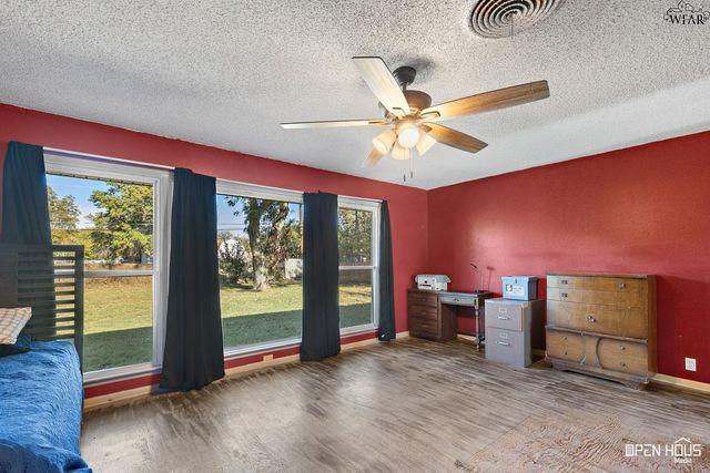 723 MAPLE STREET, Burkburnett, TX 76354