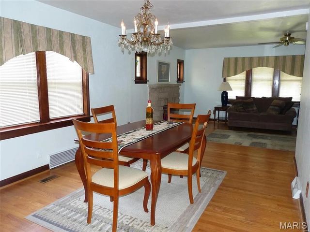 9043 Kathleen Avenue, Wilbur Park, MO 63123