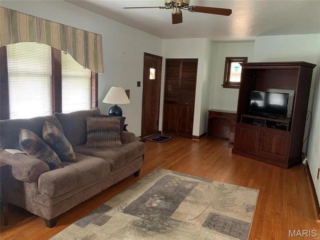9043 Kathleen Avenue, Wilbur Park, MO 63123