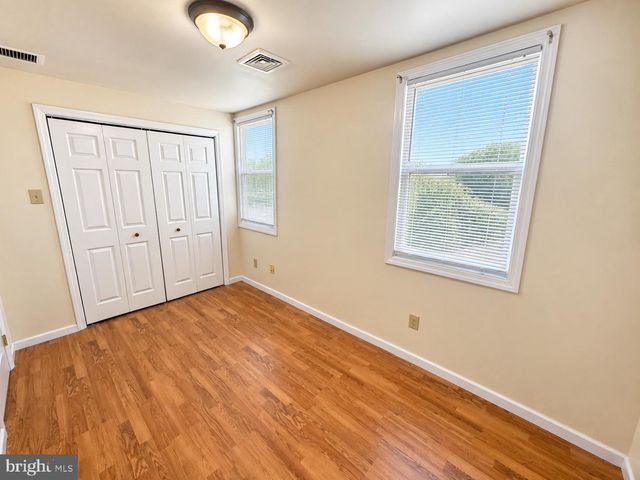 1501 RIVER RD, Cinnaminson, NJ 08077