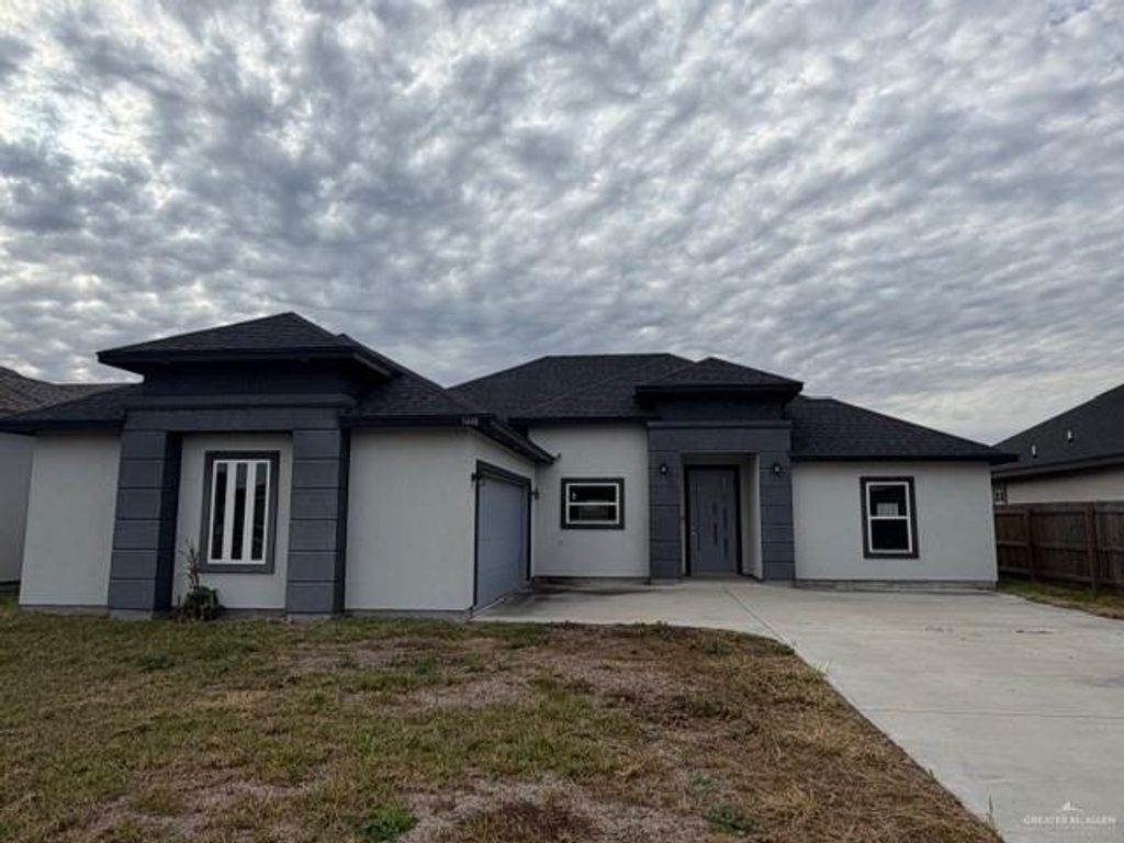 9448 W Queen Palm W Drive, Los Fresnos, TX 78566