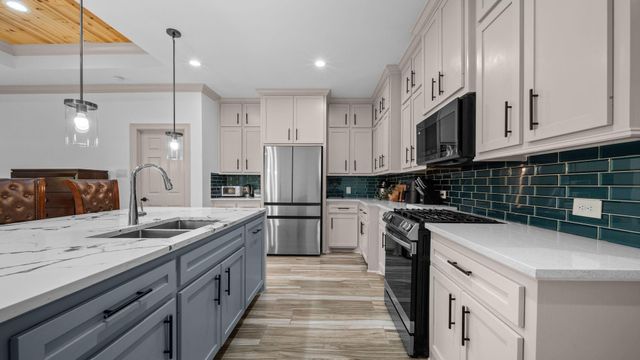 25445 Vine Circle, Cleveland, TX 77328