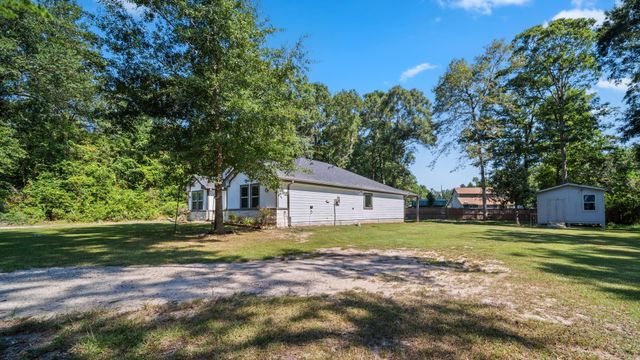 25445 Vine Circle, Cleveland, TX 77328