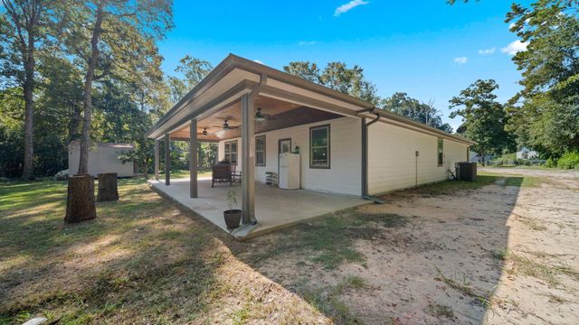 25445 Vine Circle, Cleveland, TX 77328