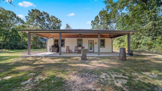 25445 Vine Circle, Cleveland, TX 77328