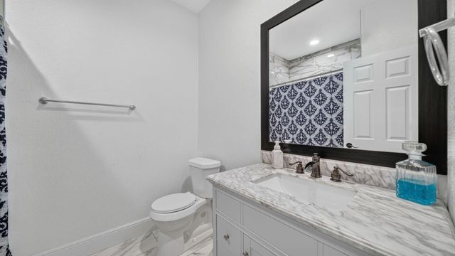 25445 Vine Circle, Cleveland, TX 77328