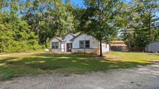 25445 Vine Circle, Cleveland, TX 77328