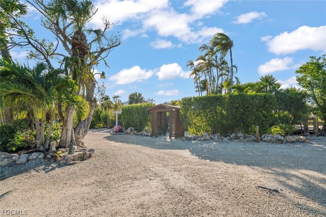 Address unavailable.