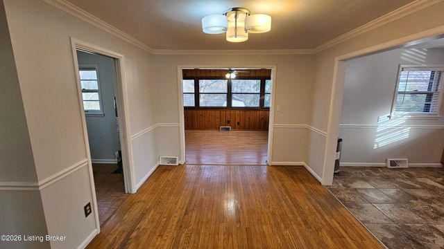 3131 Marlin Rd, Louisville, KY 40220