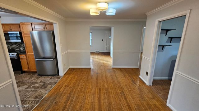 3131 Marlin Rd, Louisville, KY 40220