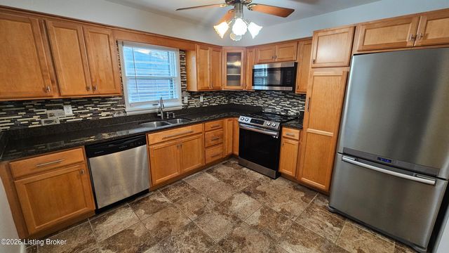 3131 Marlin Rd, Louisville, KY 40220