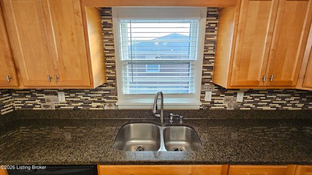 3131 Marlin Rd, Louisville, KY 40220