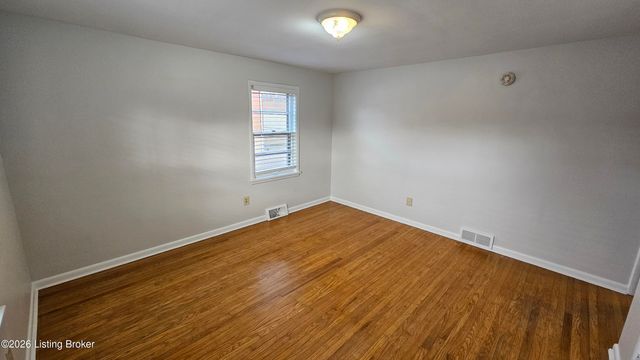 3131 Marlin Rd, Louisville, KY 40220