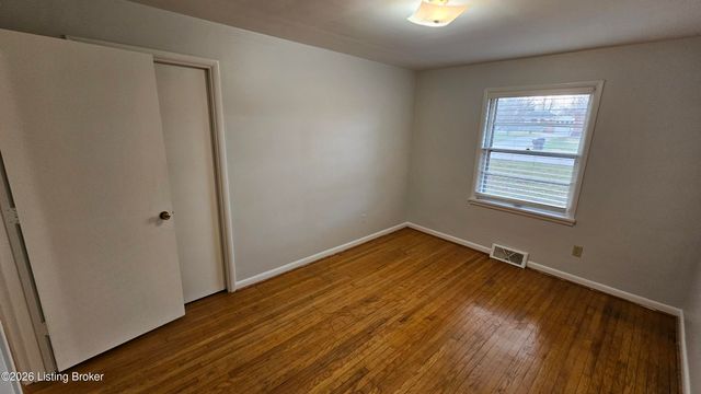 3131 Marlin Rd, Louisville, KY 40220