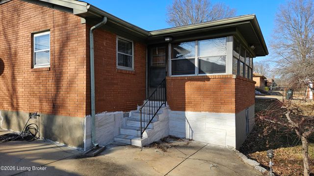 3131 Marlin Rd, Louisville, KY 40220