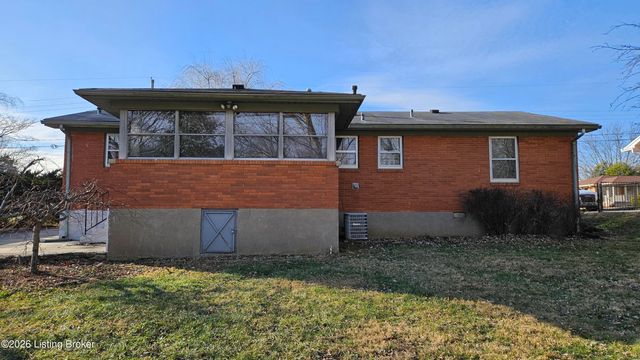 3131 Marlin Rd, Louisville, KY 40220