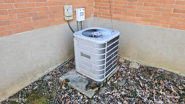 3131 Marlin Rd, Louisville, KY 40220