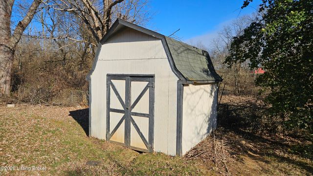 3131 Marlin Rd, Louisville, KY 40220