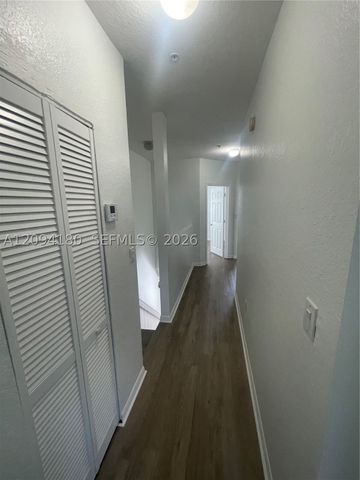5600 NW 114th Pl 202, Doral, FL 33178