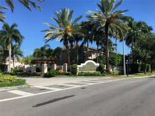 5600 NW 114th Pl 202, Doral, FL 33178