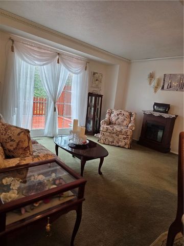 503 Winesap Dr, South Fayette, PA 15017