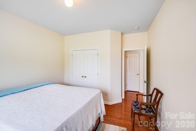 6227 Castlecove Road, Charlotte, NC 28278