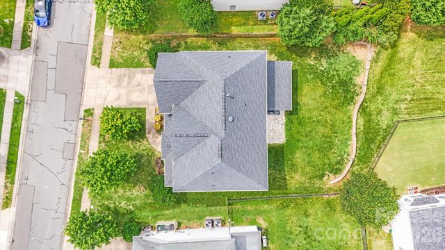 6227 Castlecove Road, Charlotte, NC 28278
