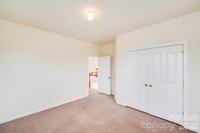6227 Castlecove Road, Charlotte, NC 28278