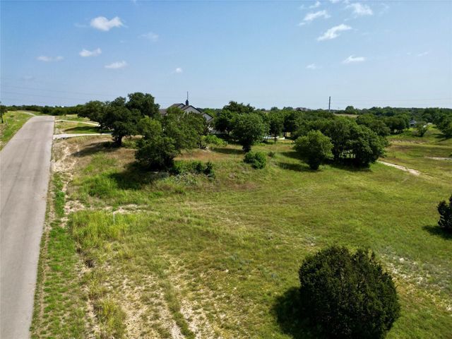 2074 Woodland Road, Weatherford, TX 76088
