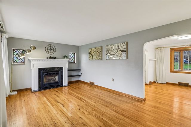 3027 Dwight Ave, Dormont, PA 15216