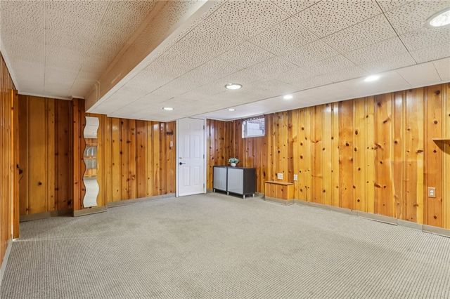 3027 Dwight Ave, Dormont, PA 15216