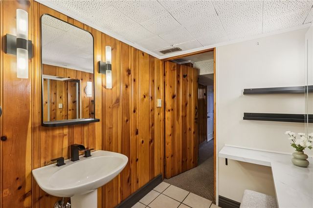 3027 Dwight Ave, Dormont, PA 15216