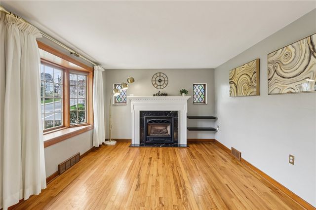 3027 Dwight Ave, Dormont, PA 15216