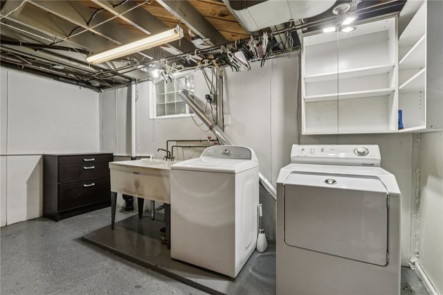 3027 Dwight Ave, Dormont, PA 15216