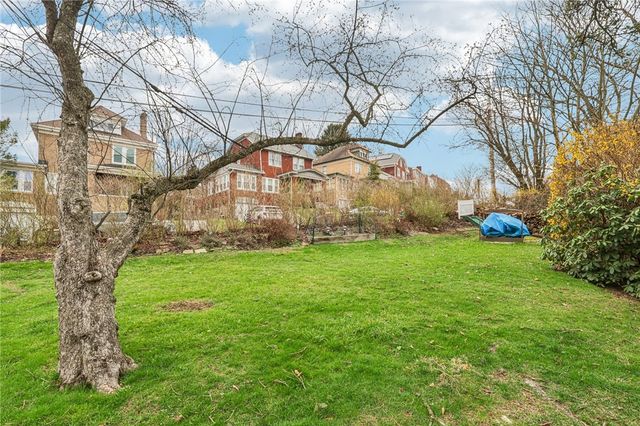 3027 Dwight Ave, Dormont, PA 15216