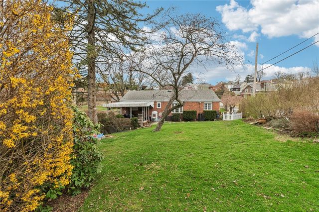 3027 Dwight Ave, Dormont, PA 15216