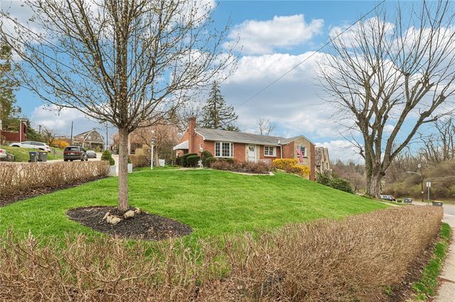 3027 Dwight Ave, Dormont, PA 15216