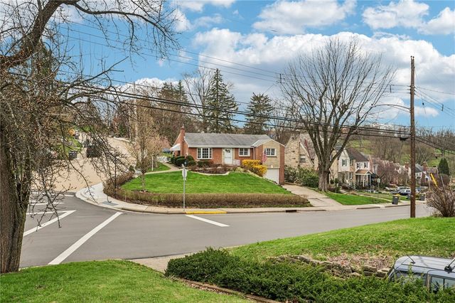 3027 Dwight Ave, Dormont, PA 15216