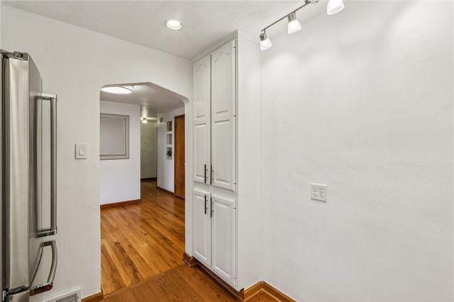 3027 Dwight Ave, Dormont, PA 15216