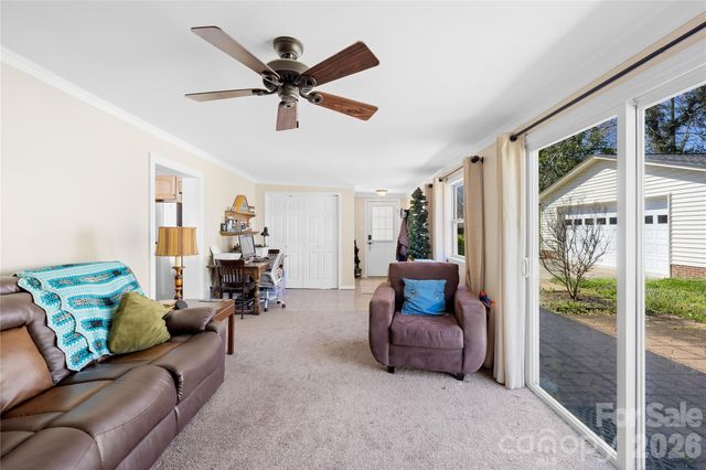 1912 Old West Lane, Gastonia, NC 28052