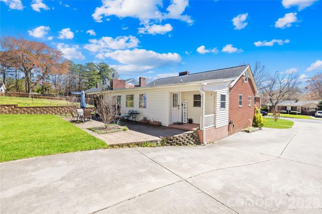 1912 Old West Lane, Gastonia, NC 28052