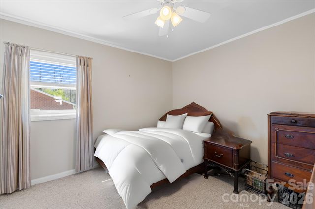 1912 Old West Lane, Gastonia, NC 28052