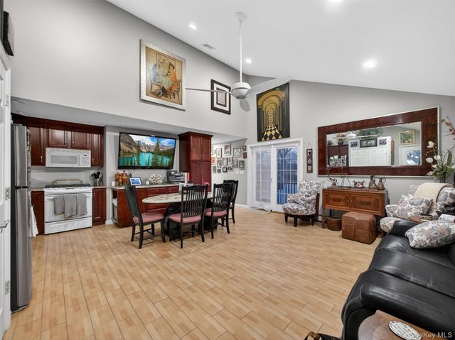 3 Claremont Lane, Suffern, NY 10901