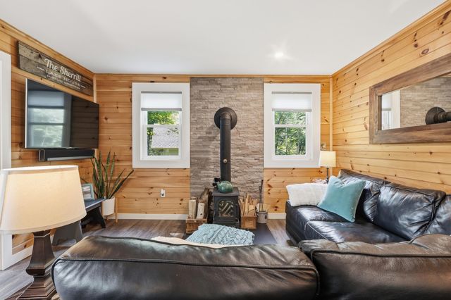 470 Mica Point Road, Barrington, NH 03825