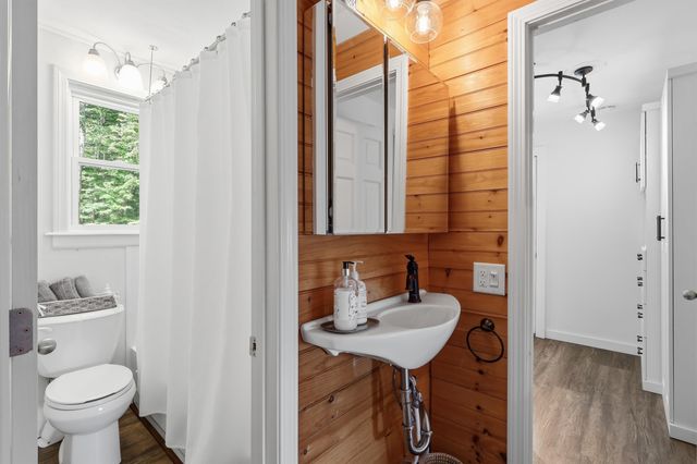 470 Mica Point Road, Barrington, NH 03825