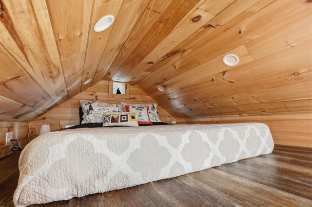 470 Mica Point Road, Barrington, NH 03825