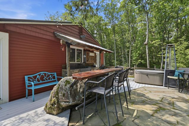 470 Mica Point Road, Barrington, NH 03825