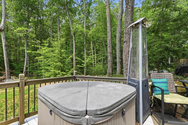 470 Mica Point Road, Barrington, NH 03825