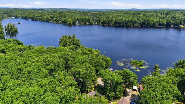 470 Mica Point Road, Barrington, NH 03825