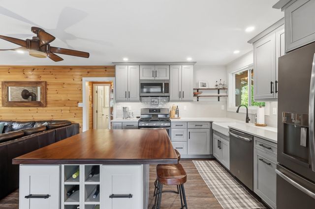 470 Mica Point Road, Barrington, NH 03825